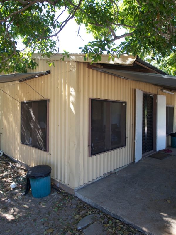 The Divers Quarters External Photo, showing the accommodation surrounded by large Australian native trees.